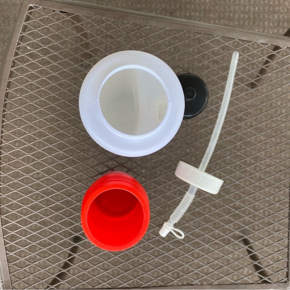 Kid's Water Bottle & Sandwich Holder Bundle (3) - Picture 6 of 16